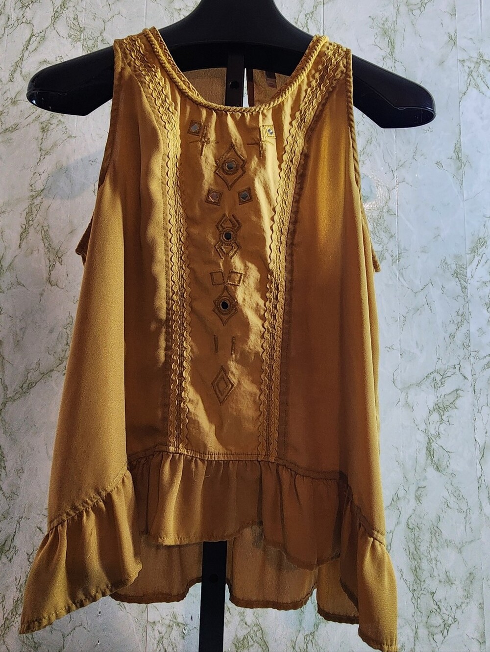 Xhilaration Gold Polyester Tank